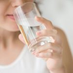 Kebiasaan Minum Air Putih Penting bagi Tubuh